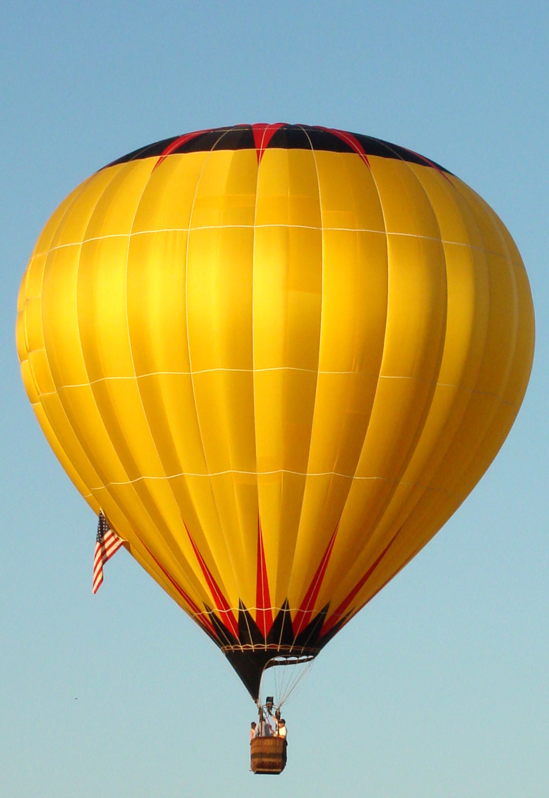 Balloons Over Balloons and Pilots